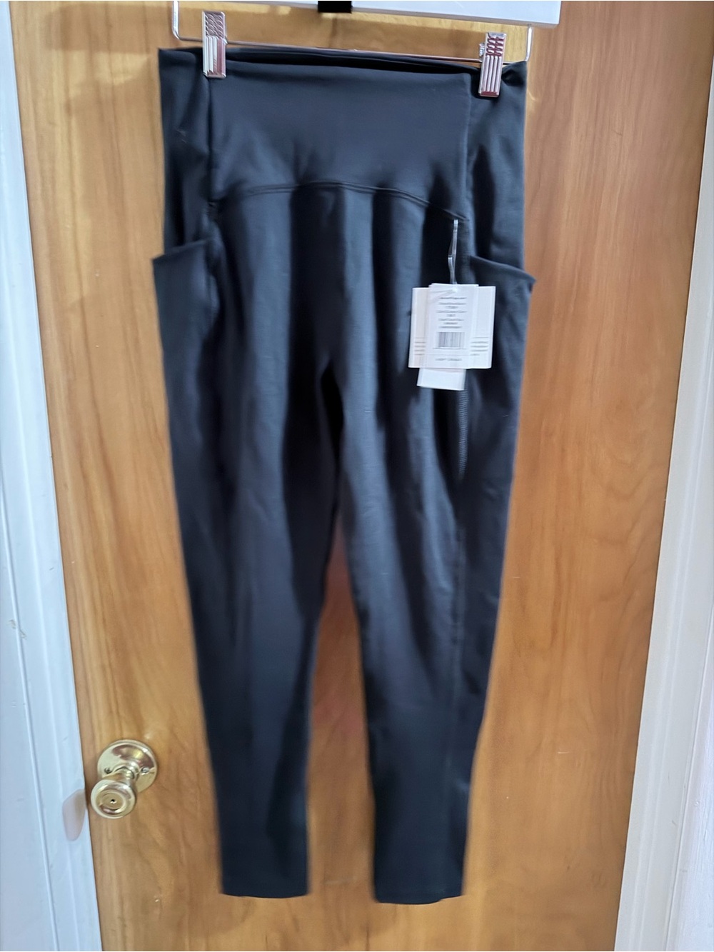 New nwt power beyond yoga pant  medium Black Pocket Leggings - Women